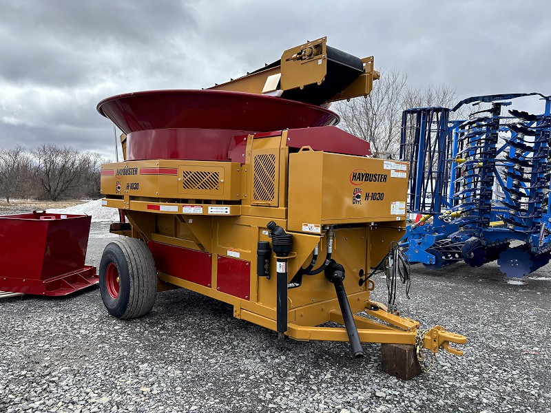 2025 Haybuster H-1030 Tub Grinder