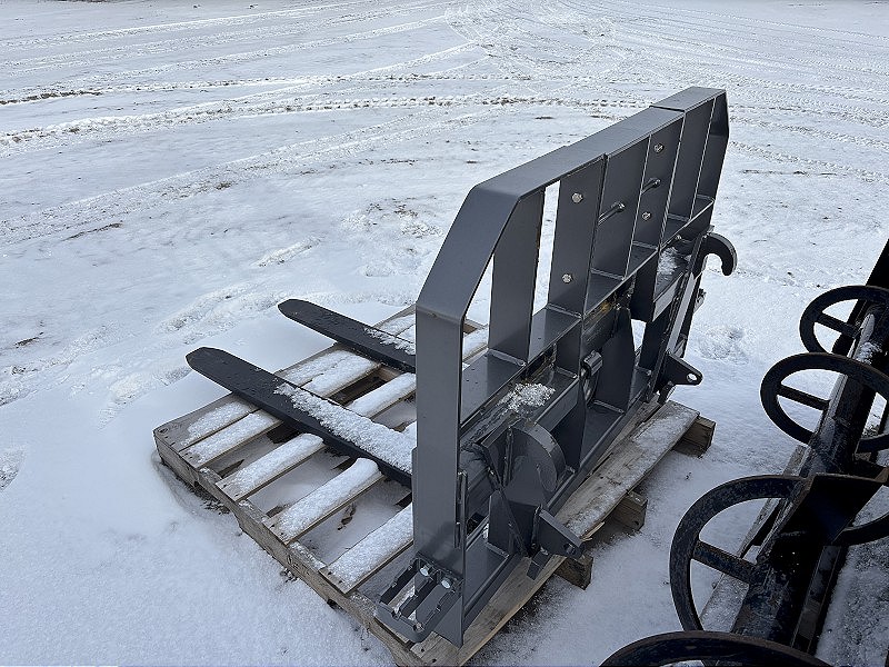 2025 CNH HD5548AO600 Pallet Fork