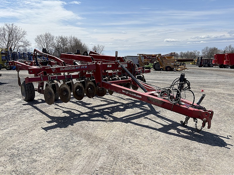 2011 Wil-Rich 657 DCR13 Chisel Plow