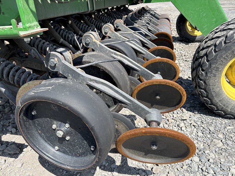 2016 John Deere 1590 Drill