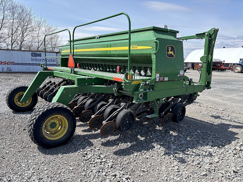 2016 John Deere 1590 Drill