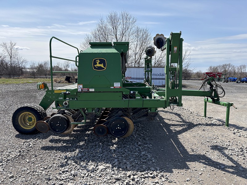2016 John Deere 1590 Drill