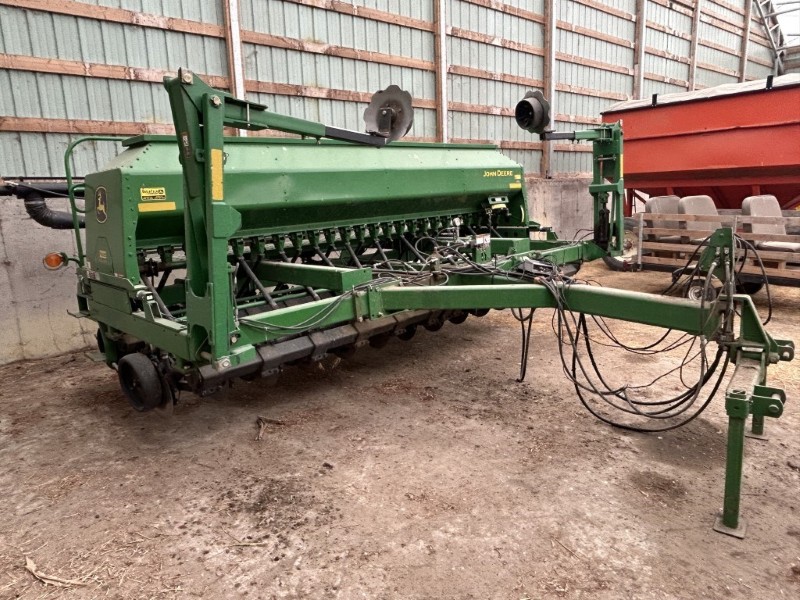2008 John Deere 1590 Drill