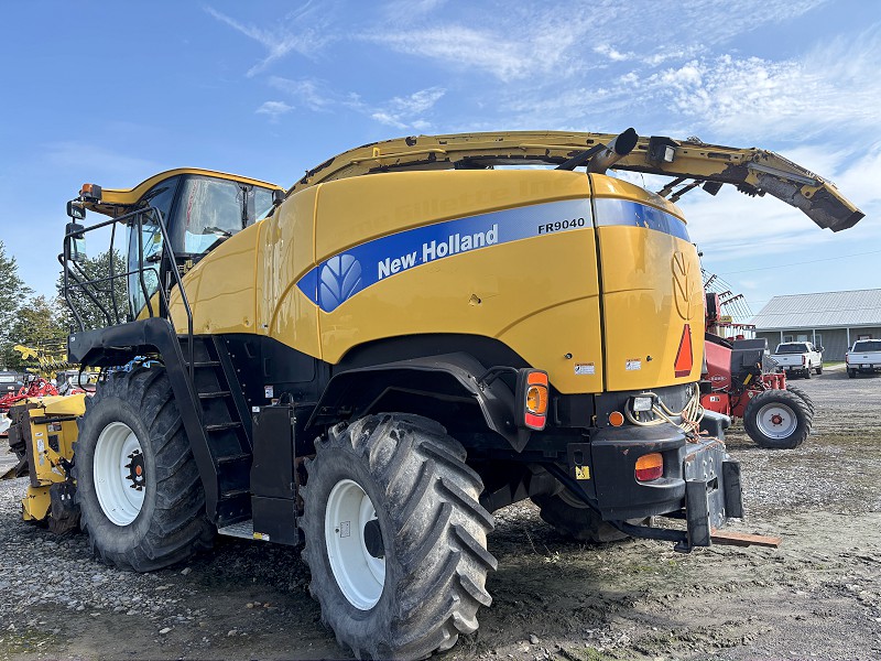 2012 New Holland FR9040 Forage Harvester