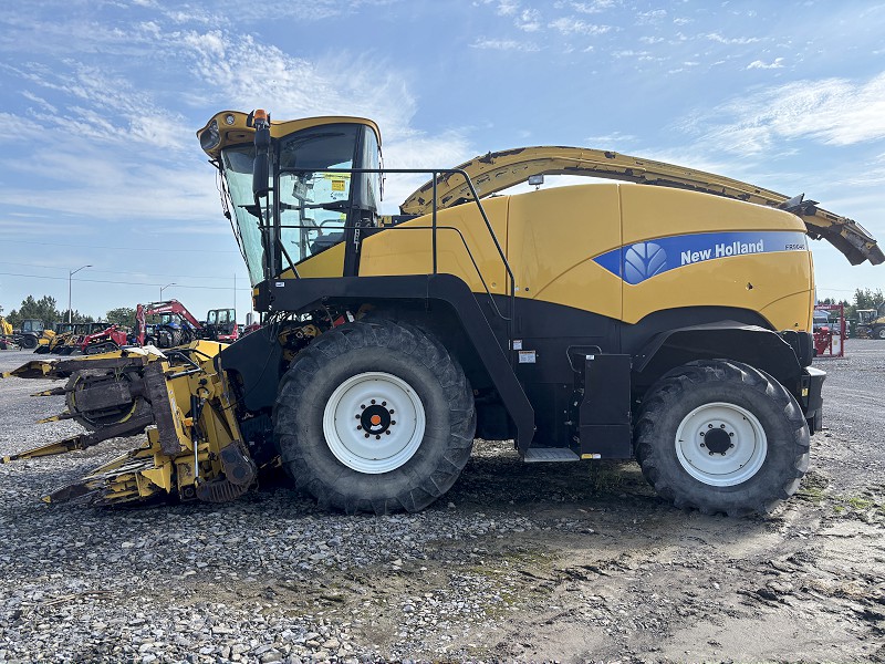 2012 New Holland FR9040 Forage Harvester