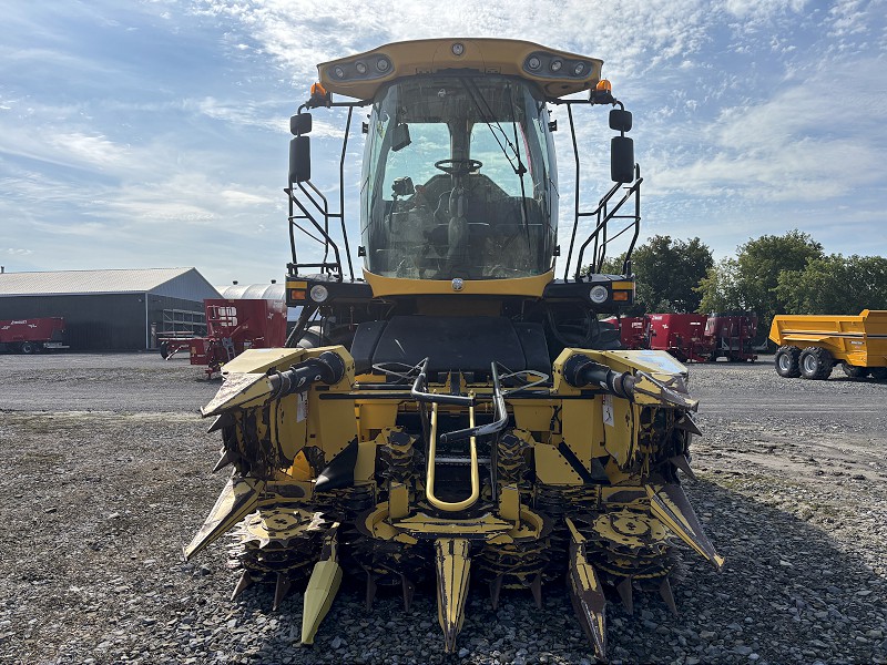 2012 New Holland FR9040 Forage Harvester