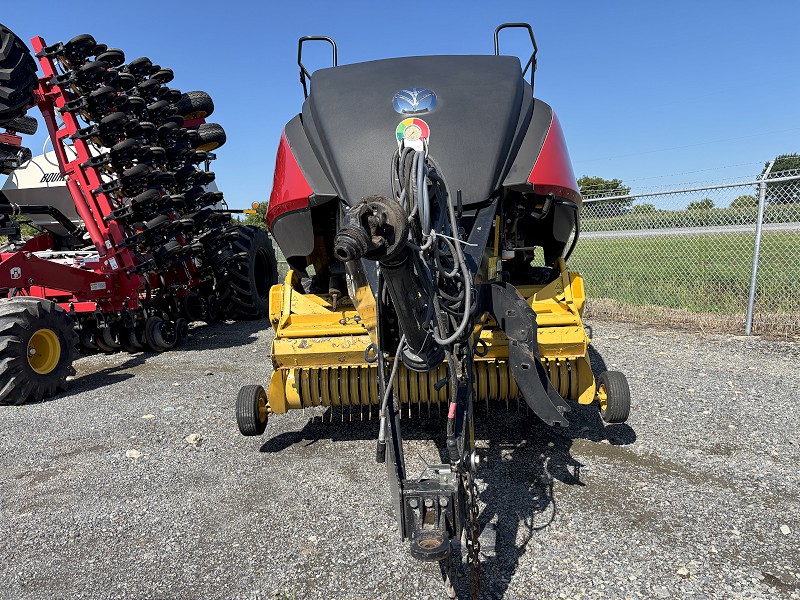 2018 New Holland 330R Baler/Big Square