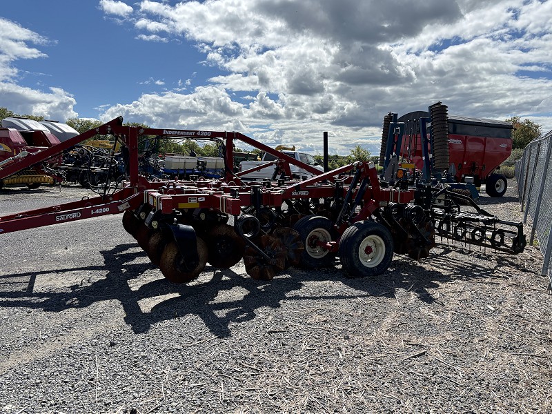 2021 Salford I-4212 Vertical Tillage