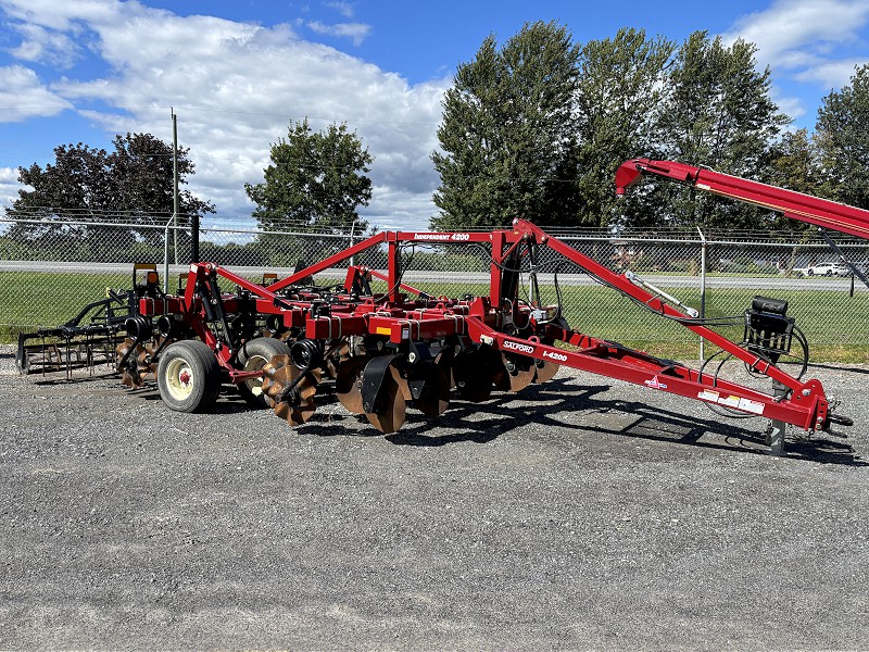 2021 Salford I-4212 Vertical Tillage