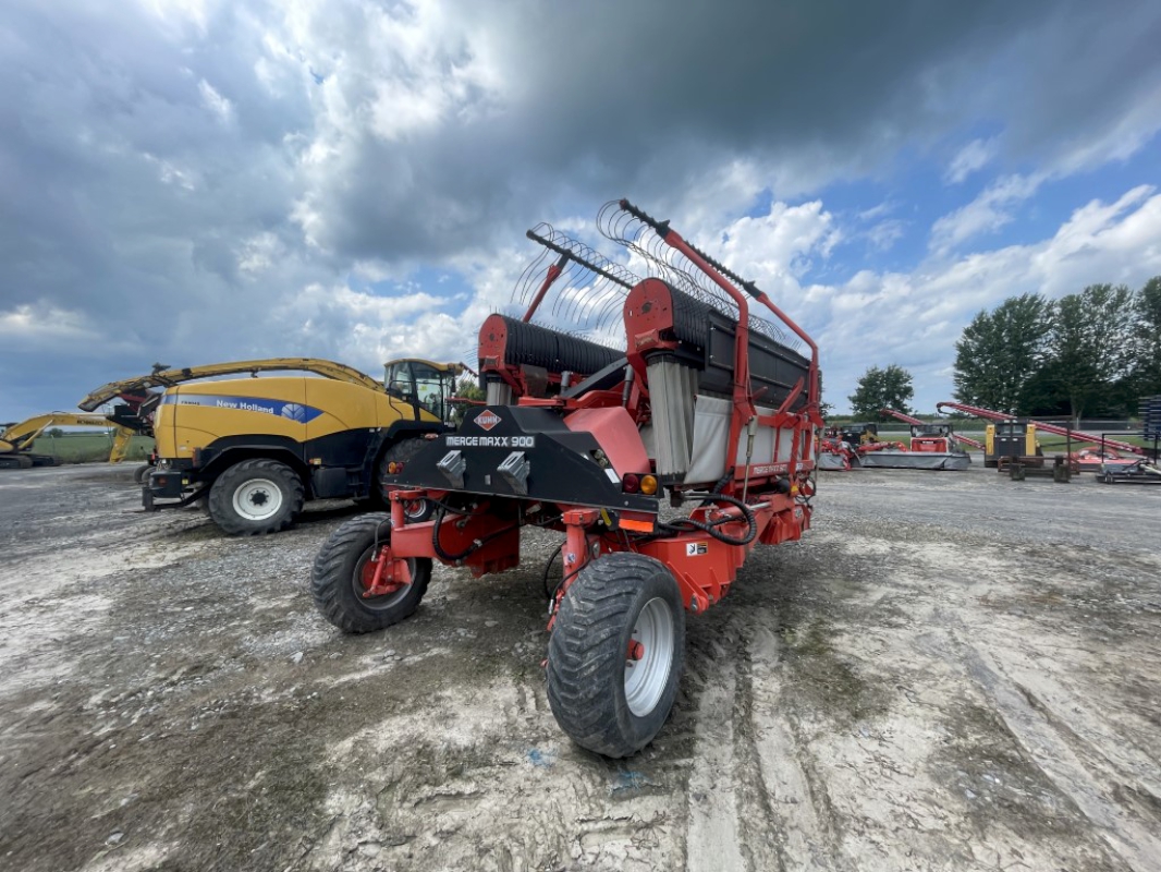 2010 Kuhn MM900 Windrow Merger