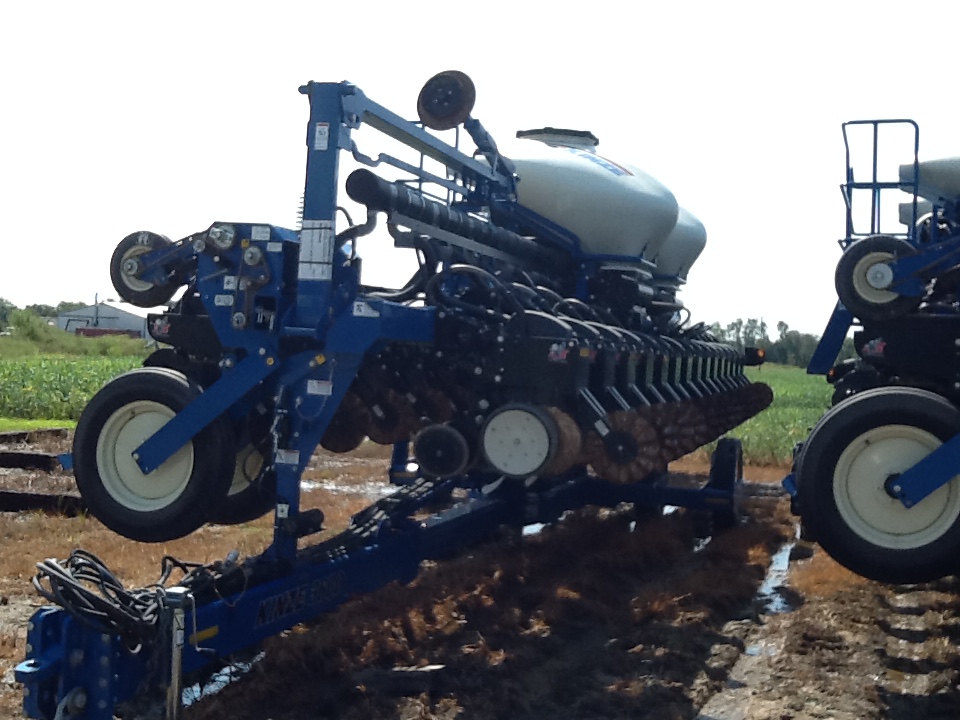 2013 Kinze 3600 Planter