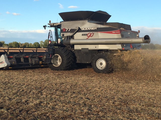 2012 AGCO Gleaner S77 Combine