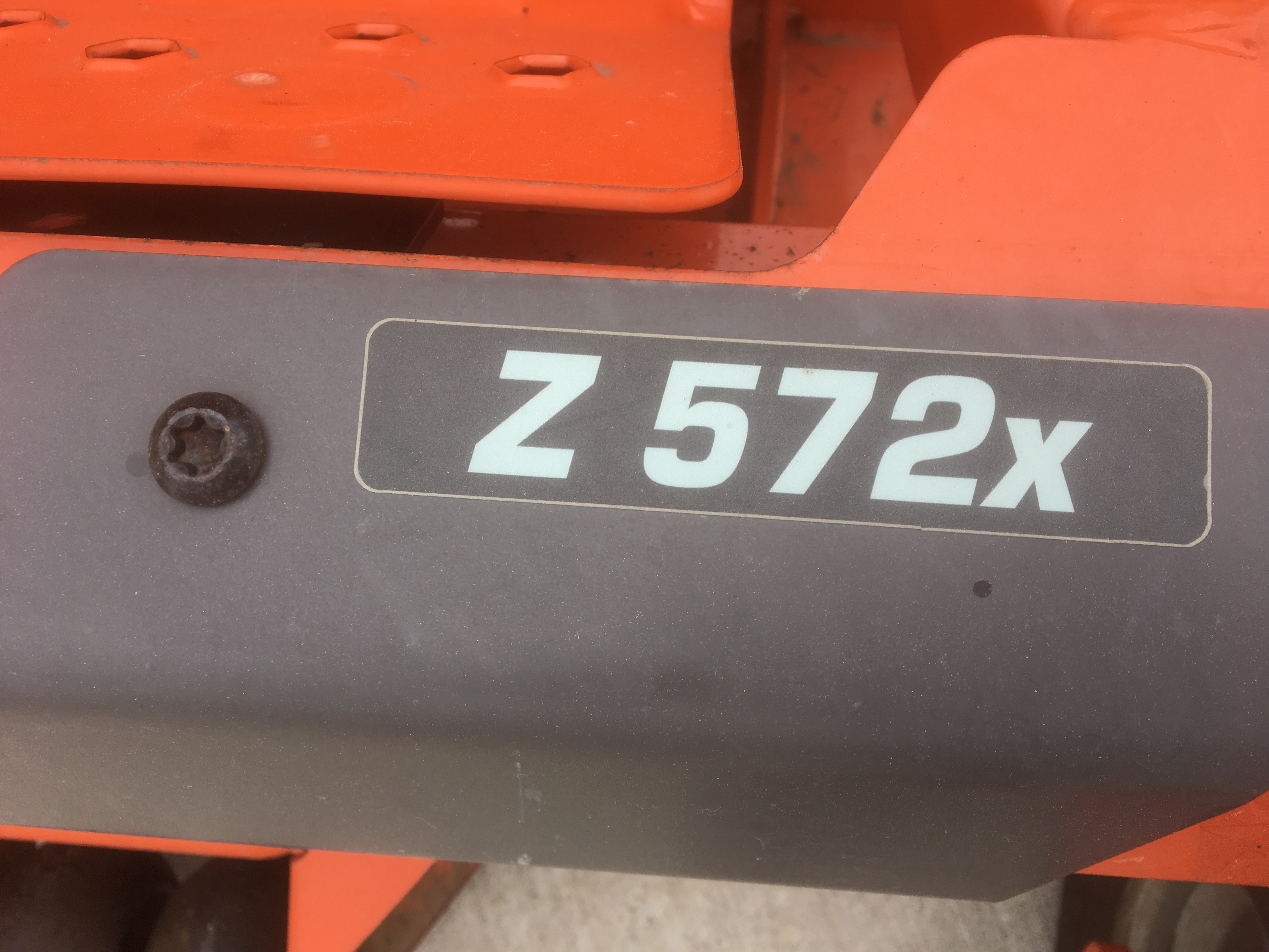 Husqvarna Z572X Mower/Zero Turn