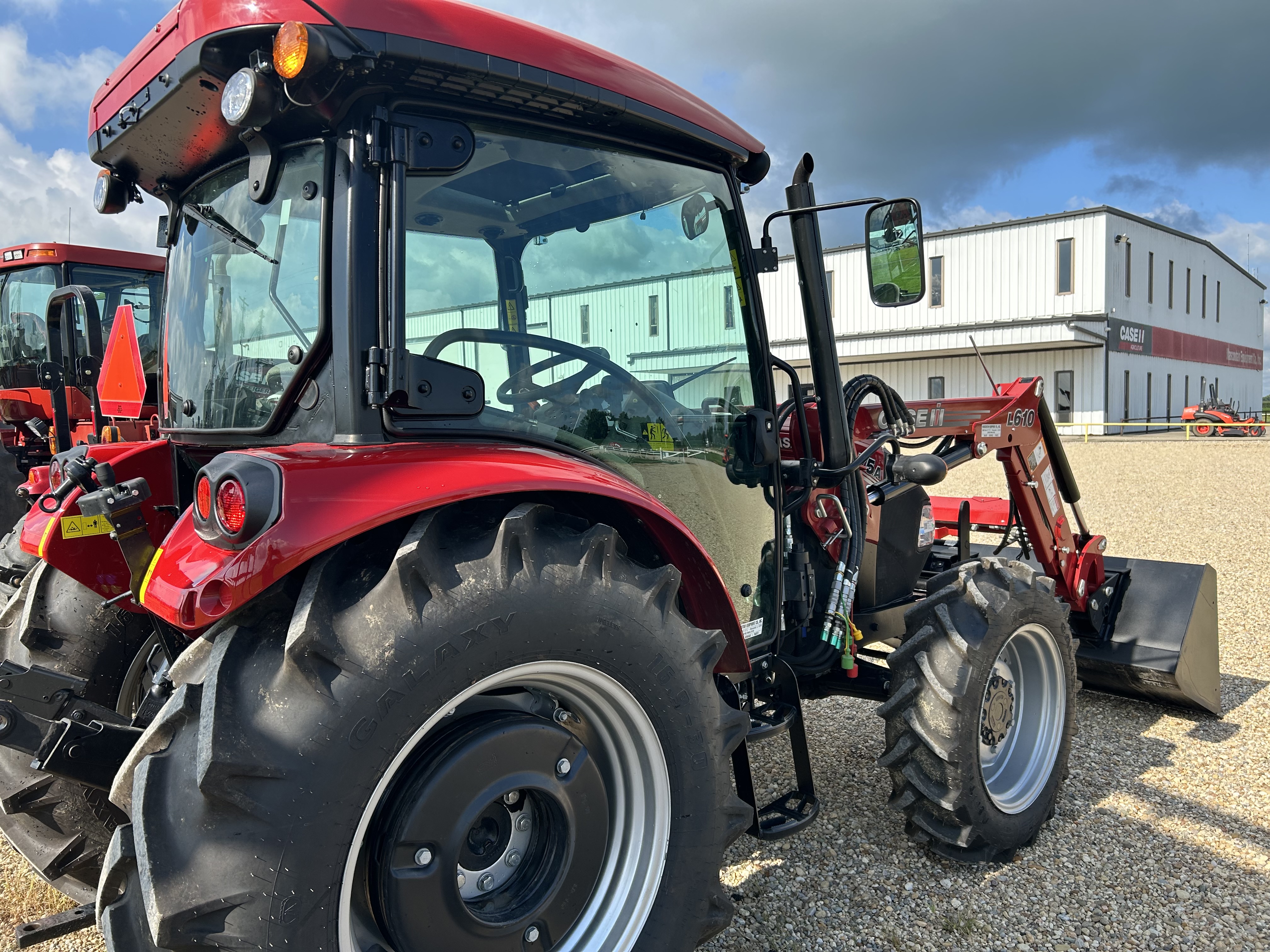 Case IH FARMALL 75A TRACTOR Tractor