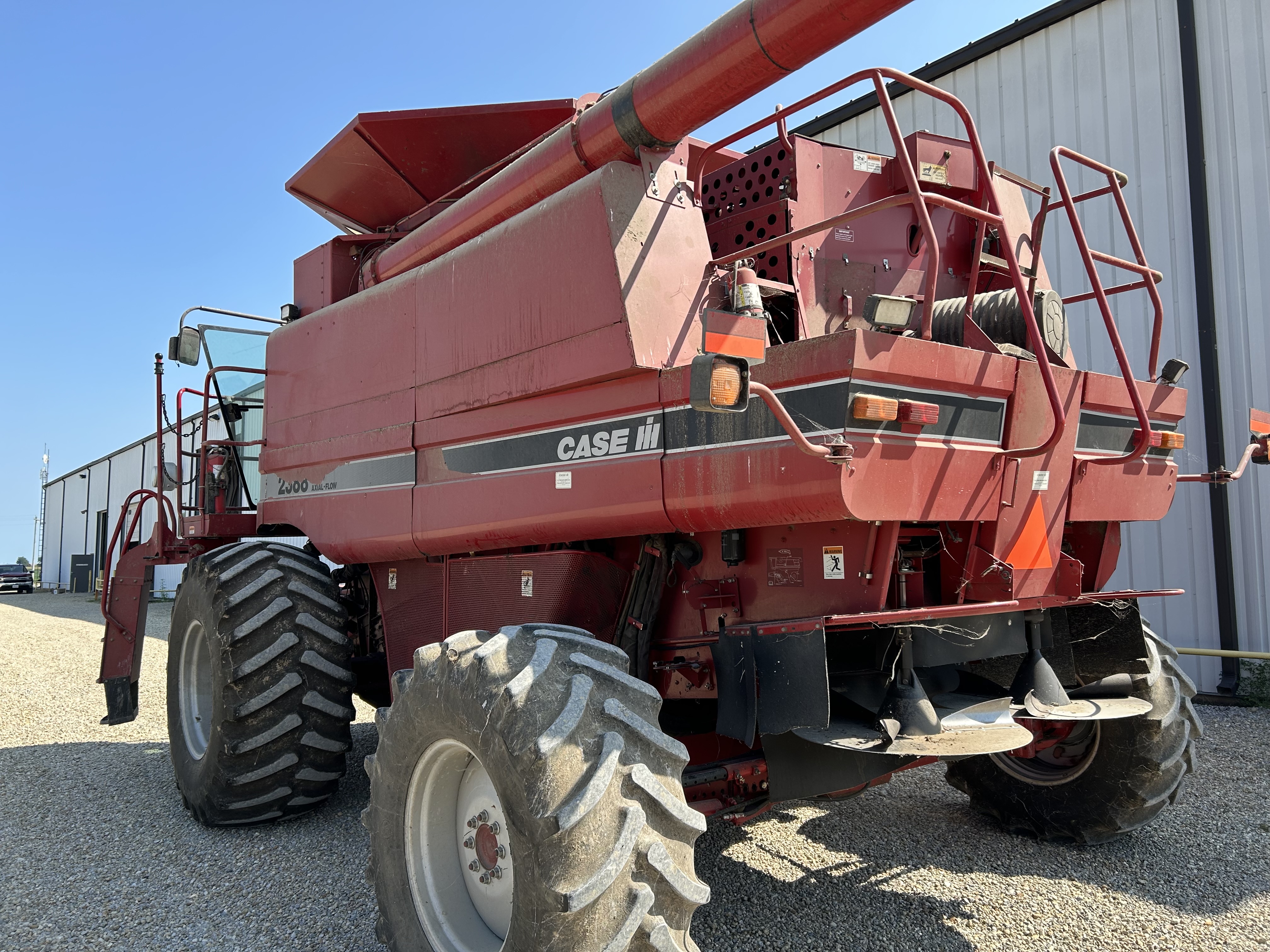 2004 Case IH 2388 Combine