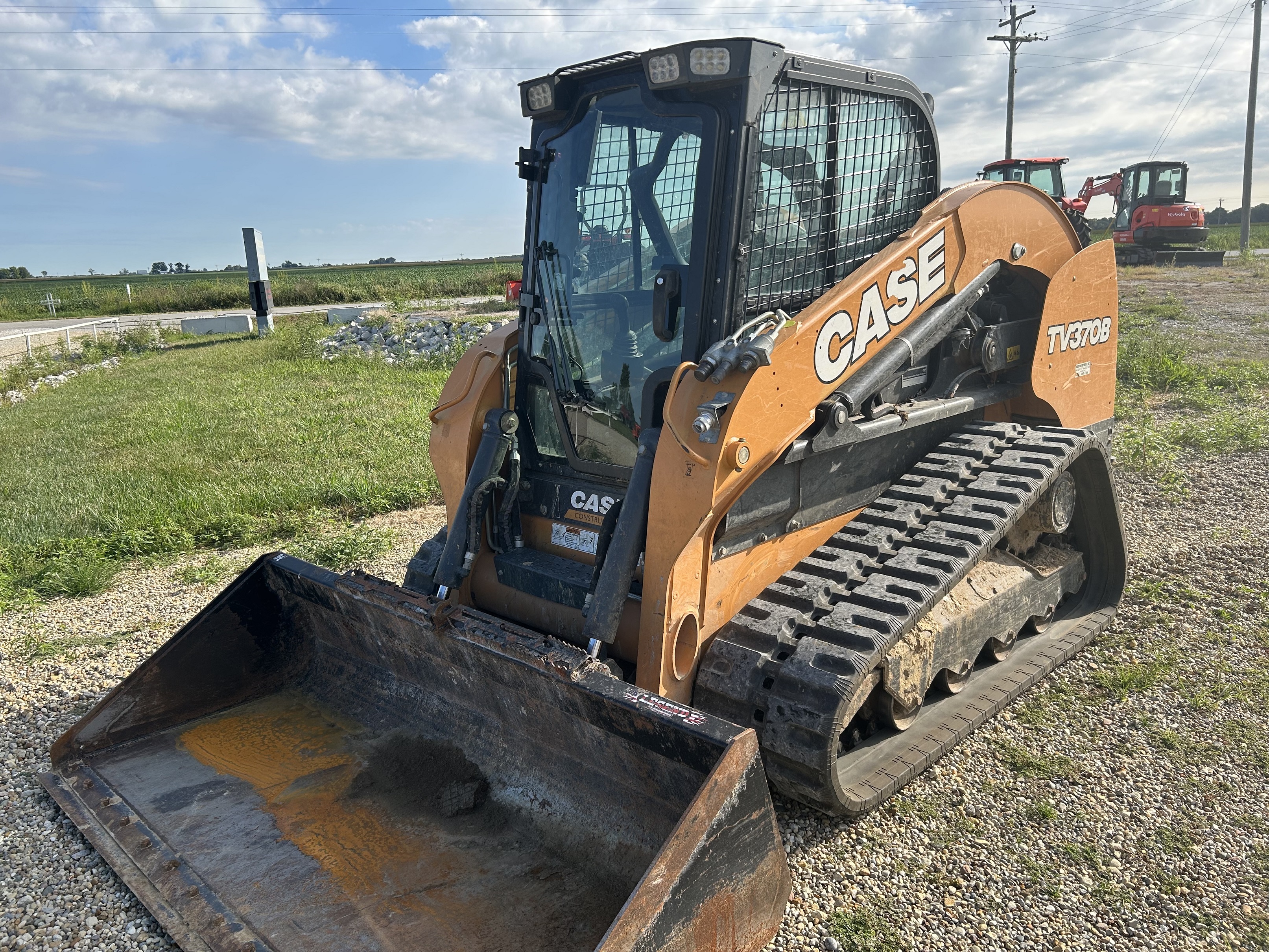 2021 Case TV370B T4 FINAL Compact Track Loader