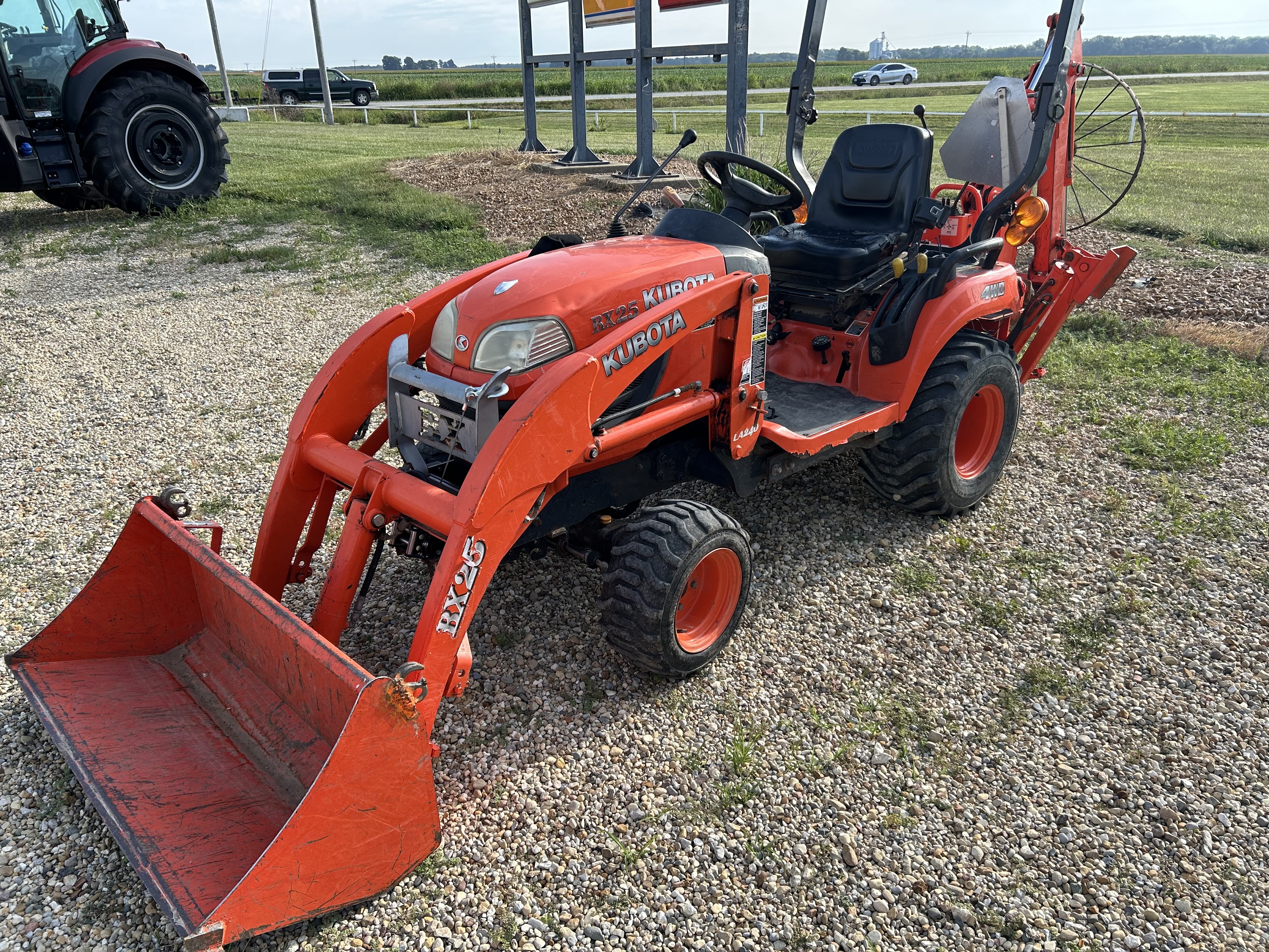 Kubota BX25 Tractor