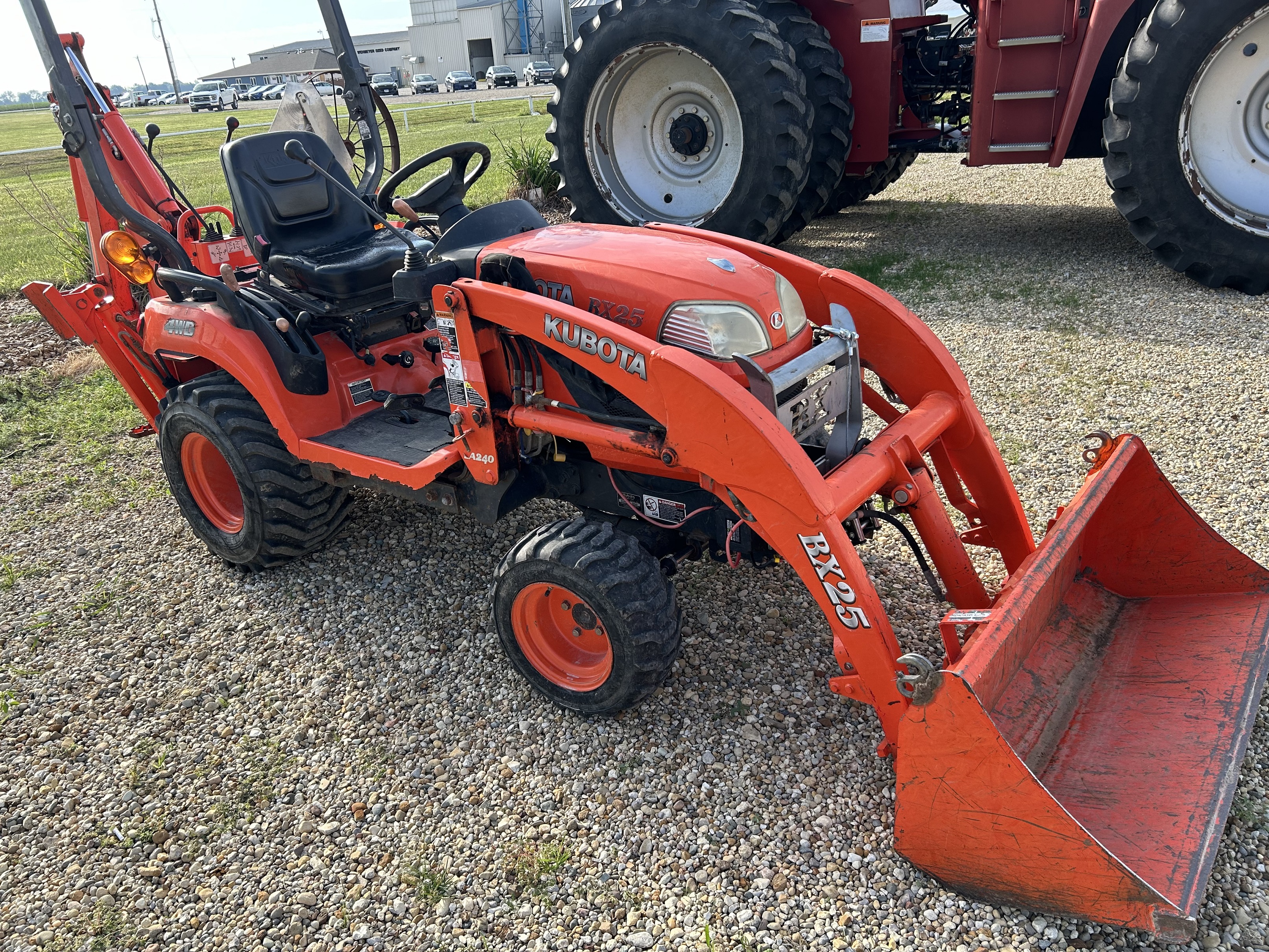 Kubota BX25 Tractor