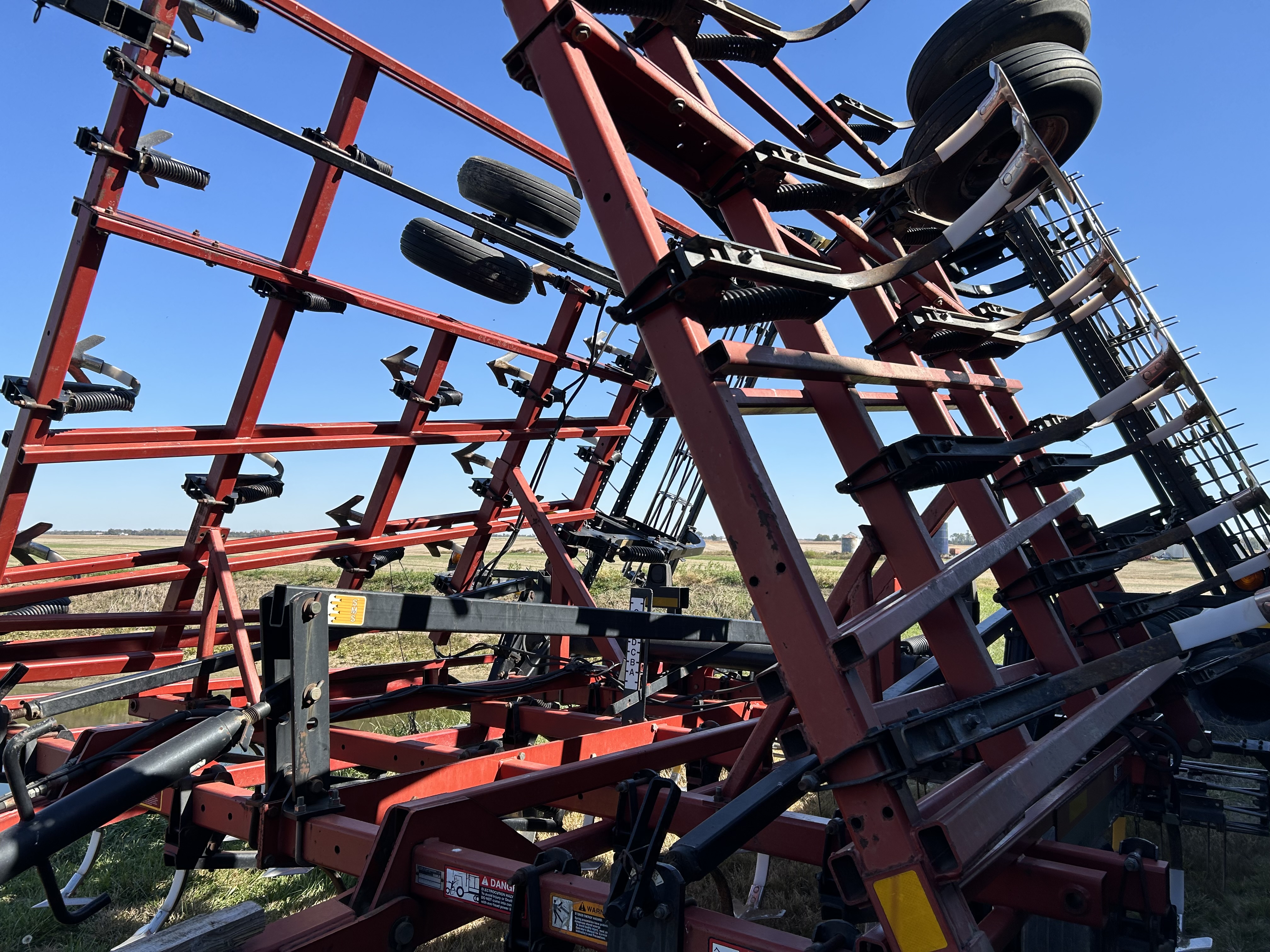 Case IH TIGERMATE II Field Cultivator