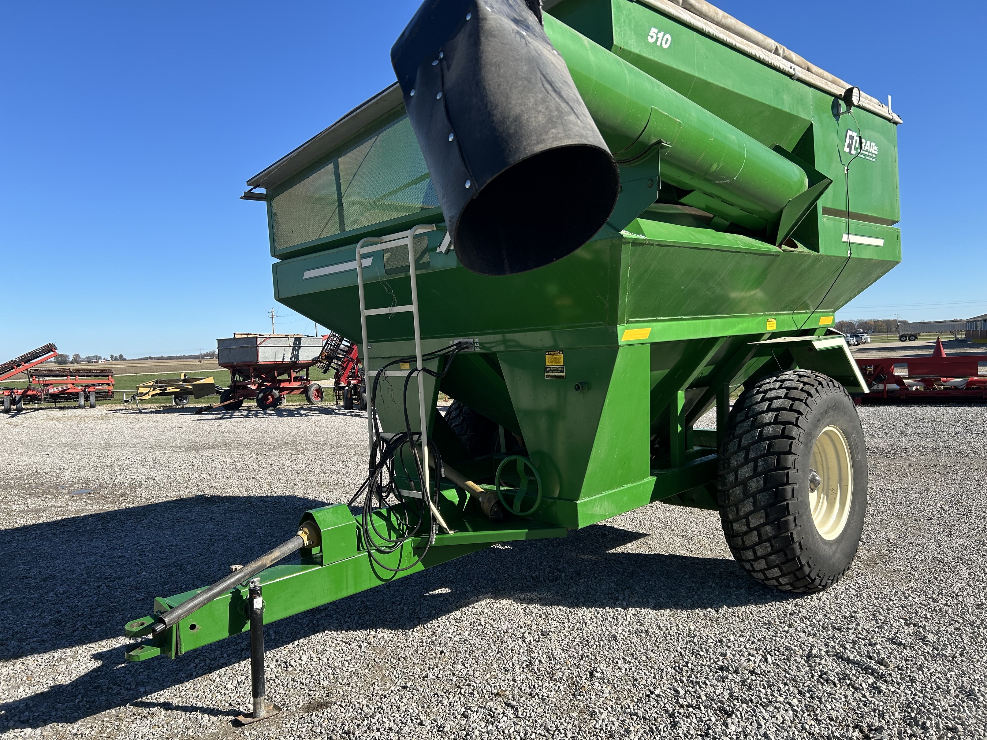 2012 E-Z Trail 510 Grain Cart