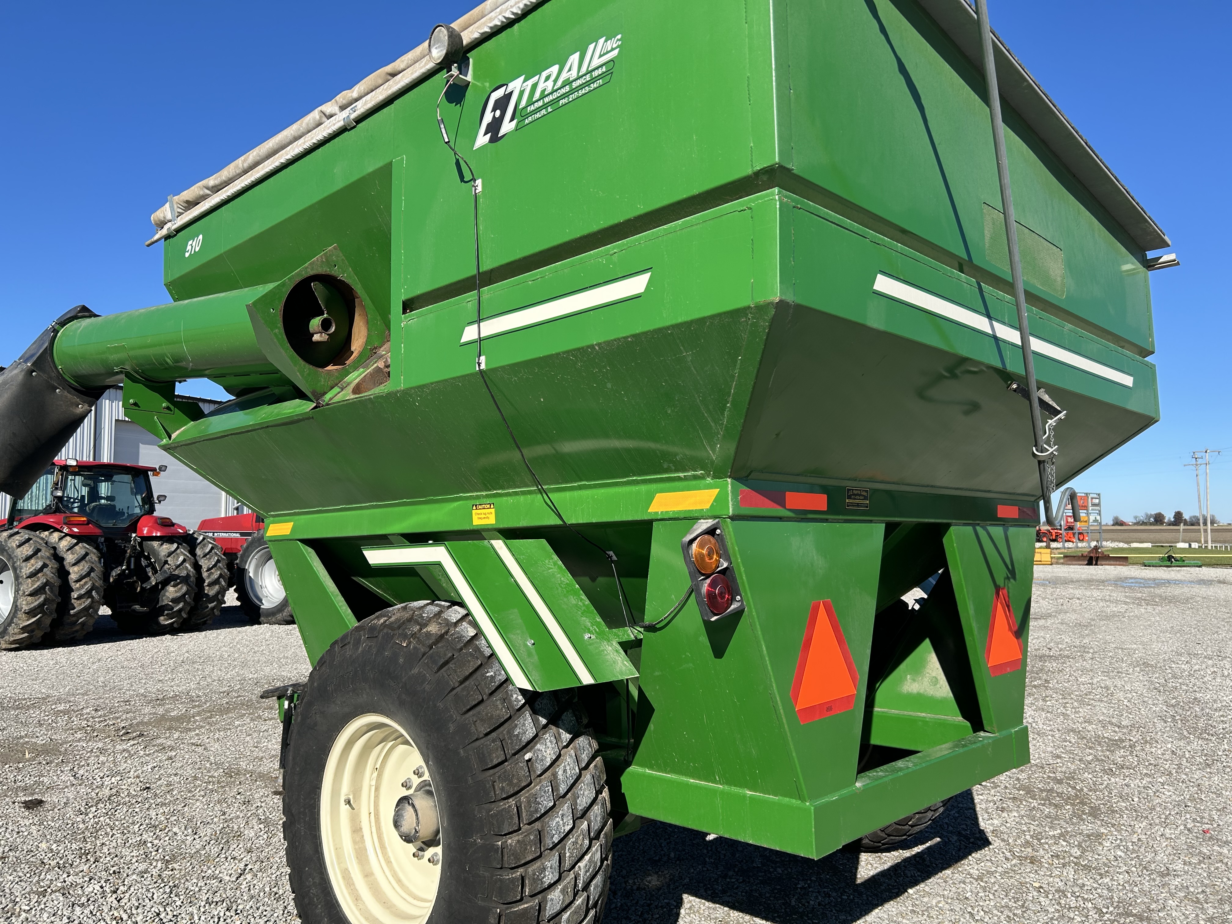 2012 E-Z Trail 510 Grain Cart