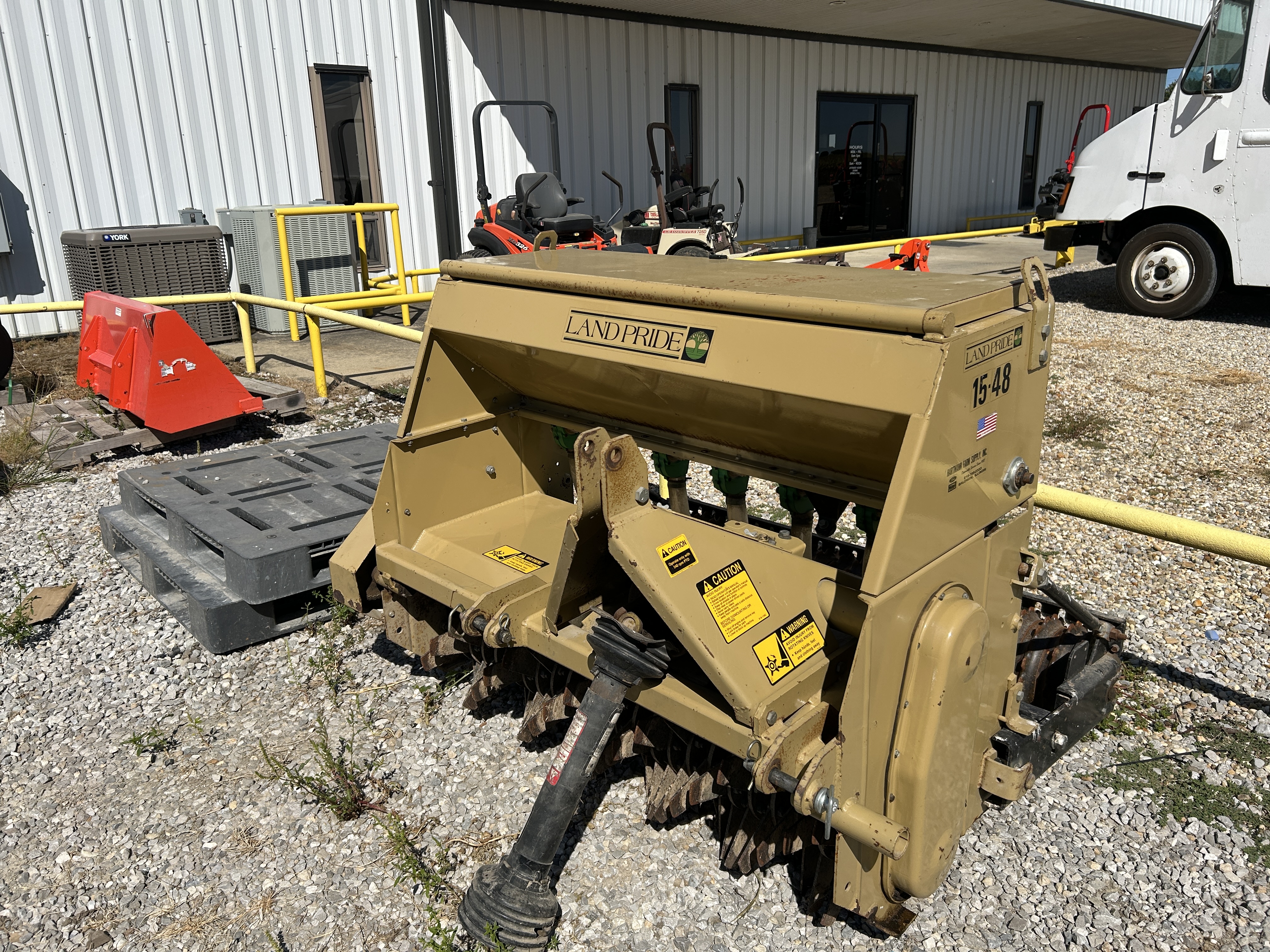 Land Pride OS1548 Overseeder