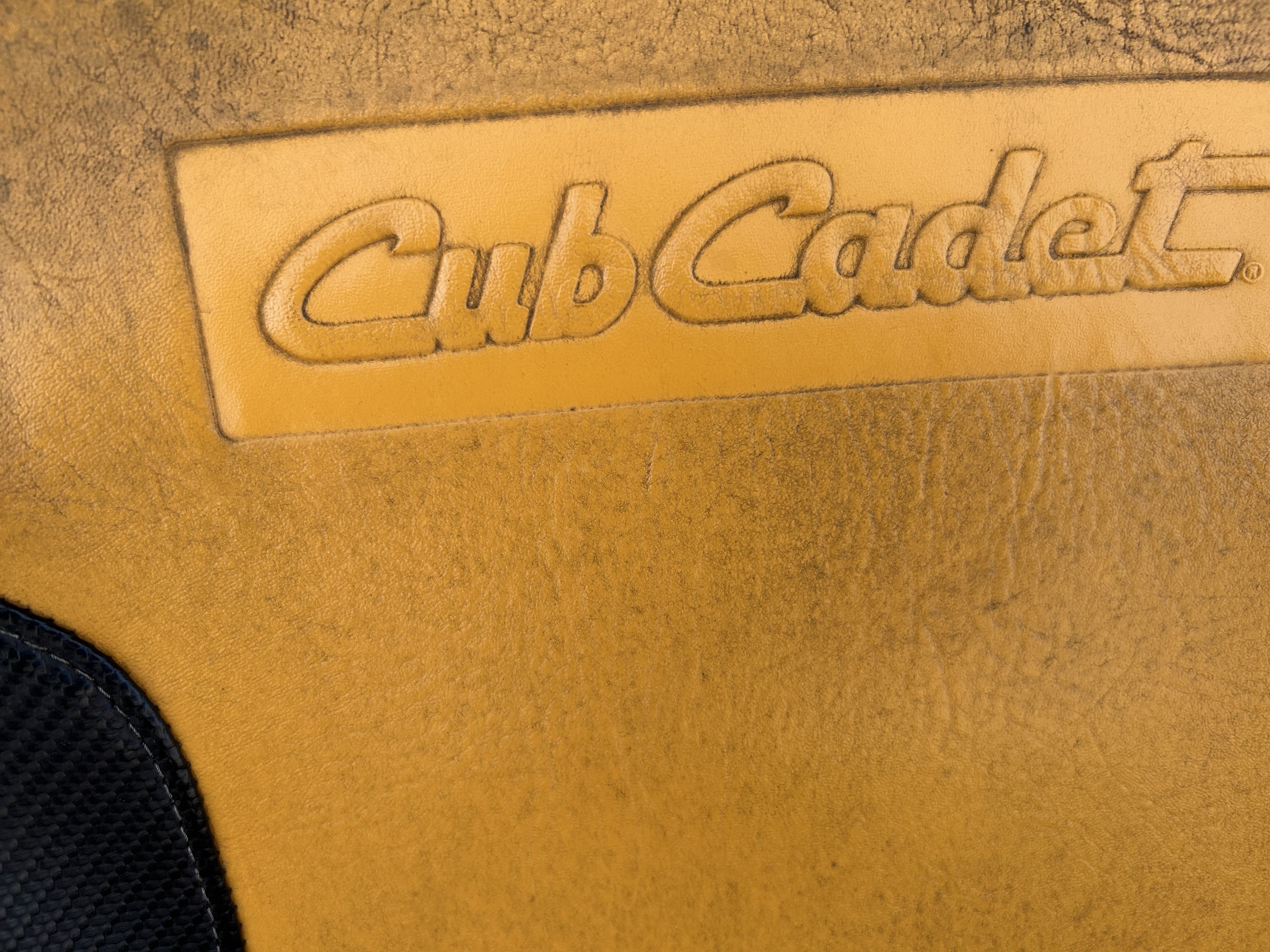 2016 Cub Cadet Pro Z 100 Mower/Zero Turn