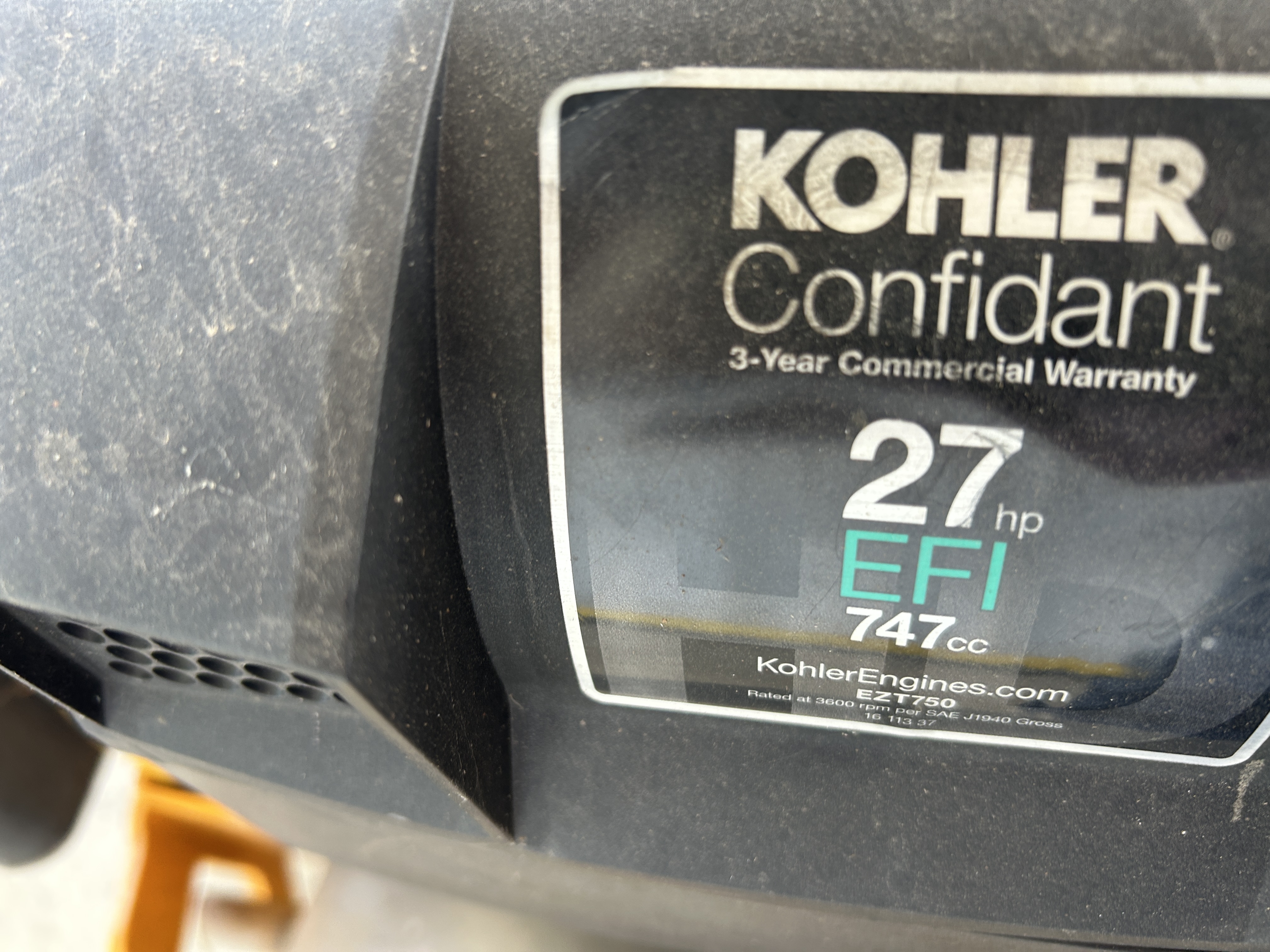 2016 Cub Cadet Pro Z 100 Mower/Zero Turn