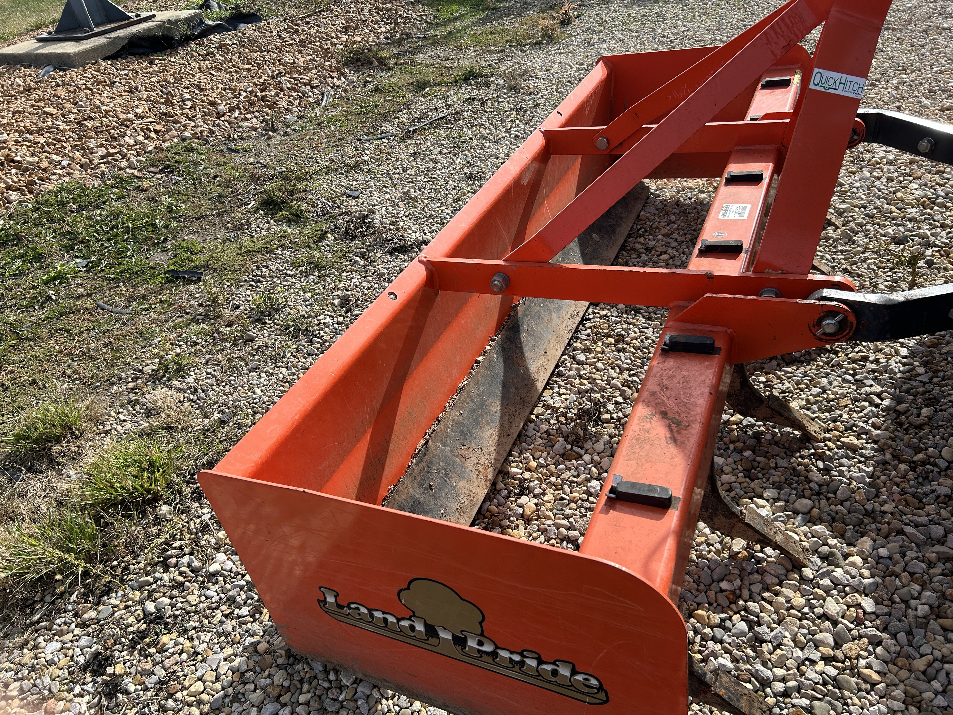 2017 Kubota L3301 Tractor