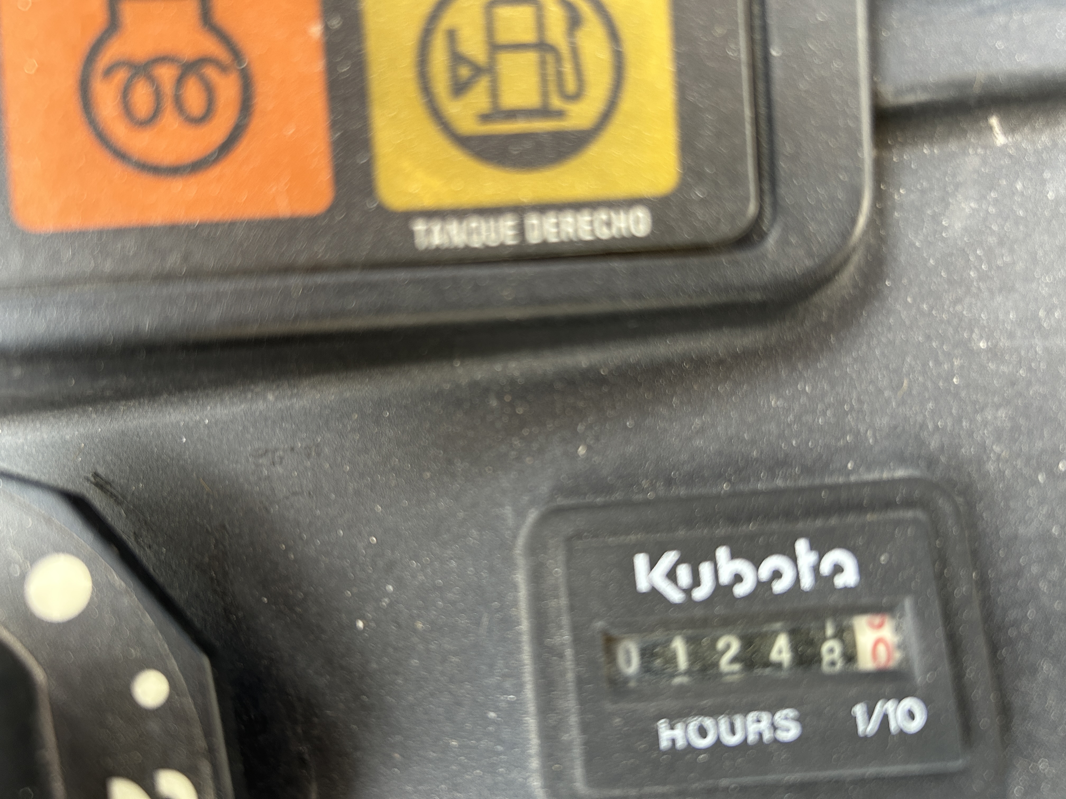 2013 Kubota ZD326 Mower/Zero Turn