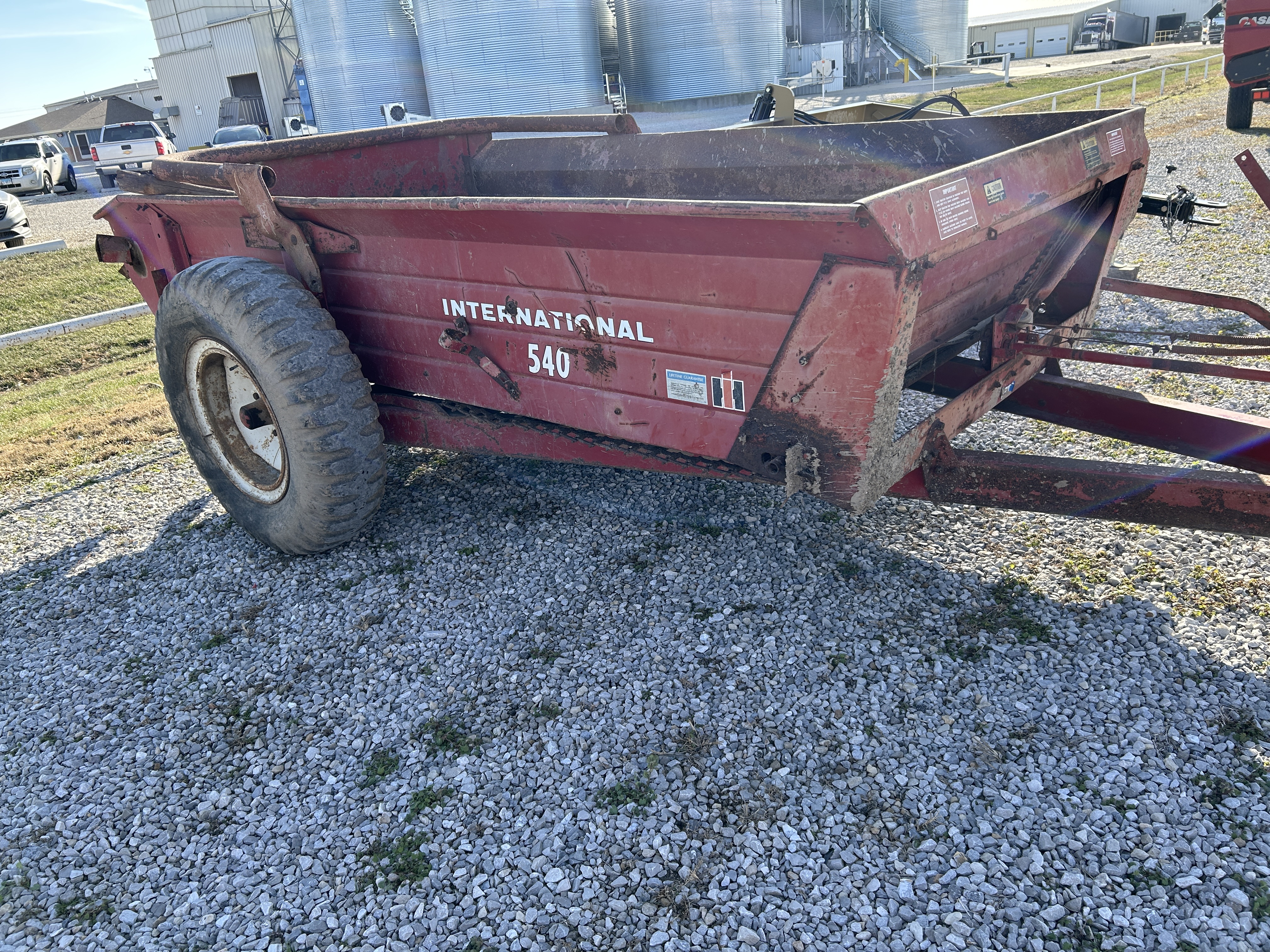 International 540 Manure Spreader