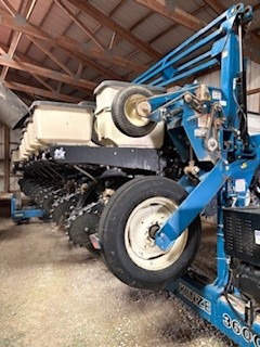 2008 Kinze 3600 Planter