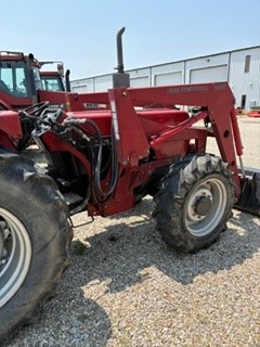 1993 Case IH 695 Tractor