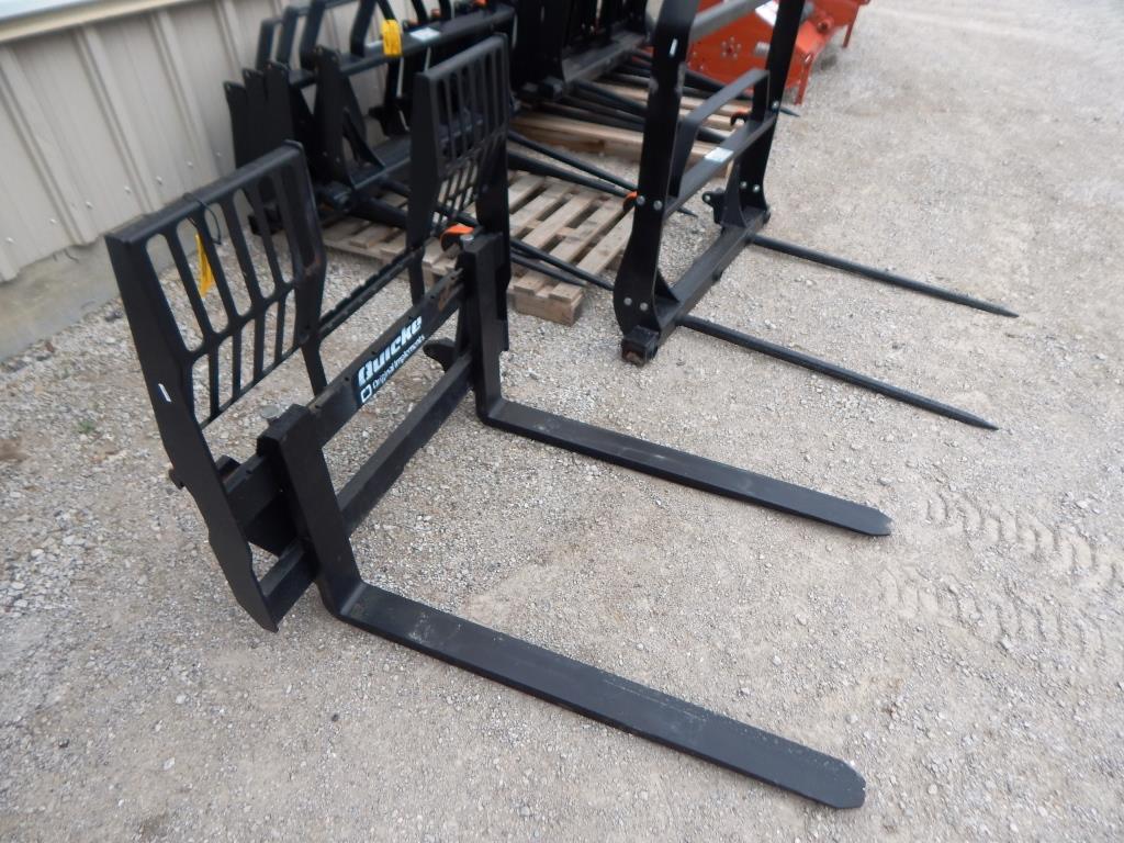 2024 Alo Quicke 4400# Euro/Worldwide QA Pallet Fork