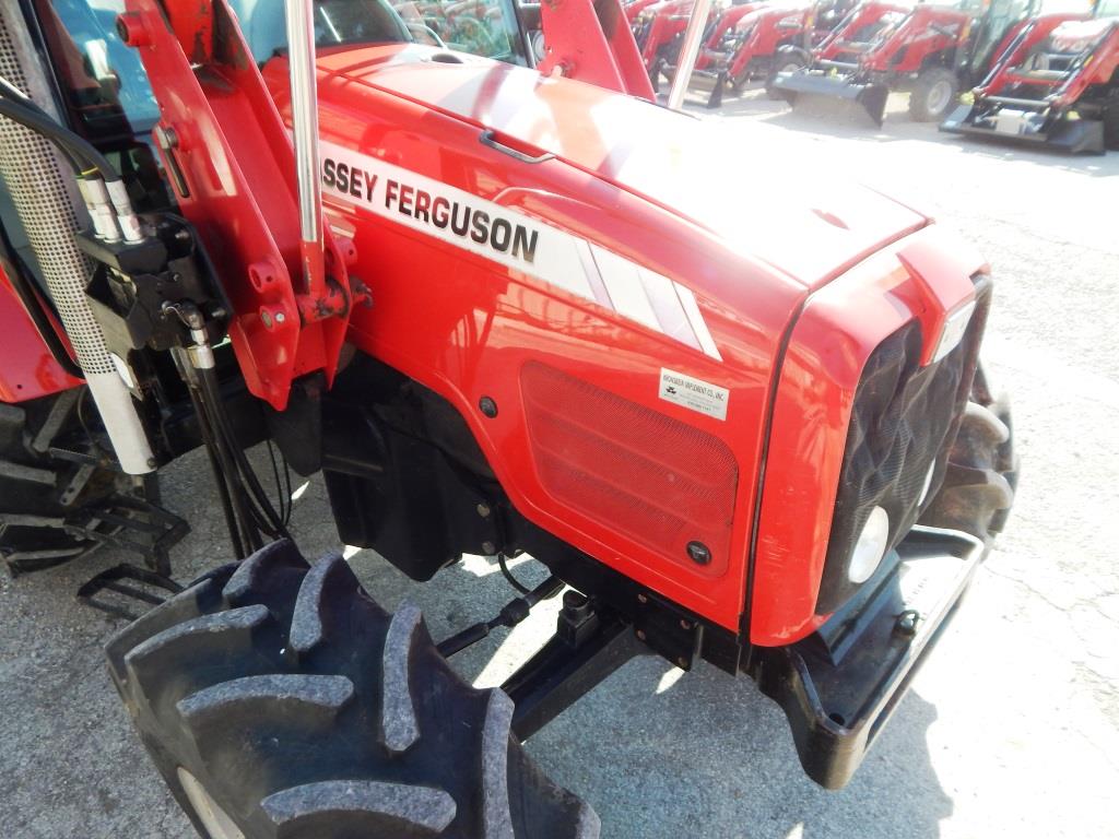 2004 Massey Ferguson 5445 Tractor
