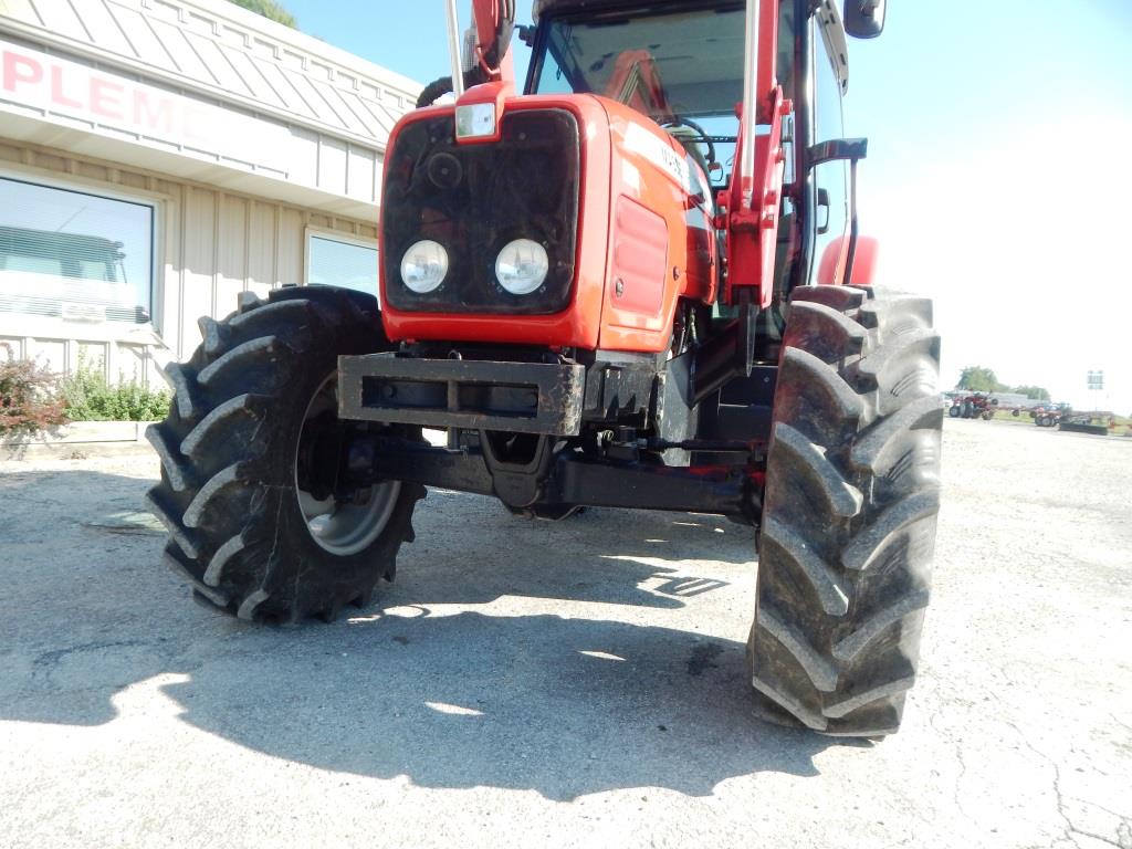 2004 Massey Ferguson 5445 Tractor