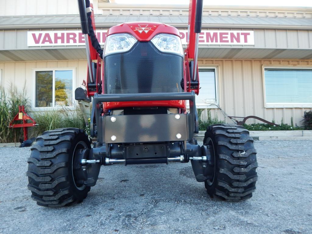2023 Massey Ferguson GC1725M Hydro Tractor