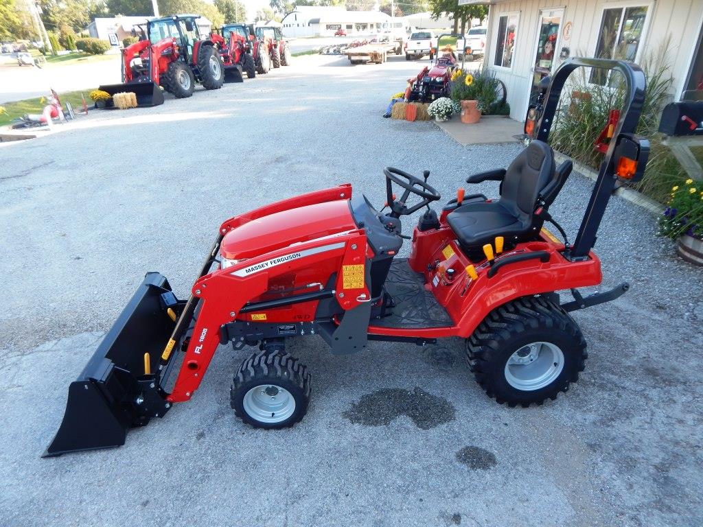 2023 Massey Ferguson GC1725M Hydro Tractor