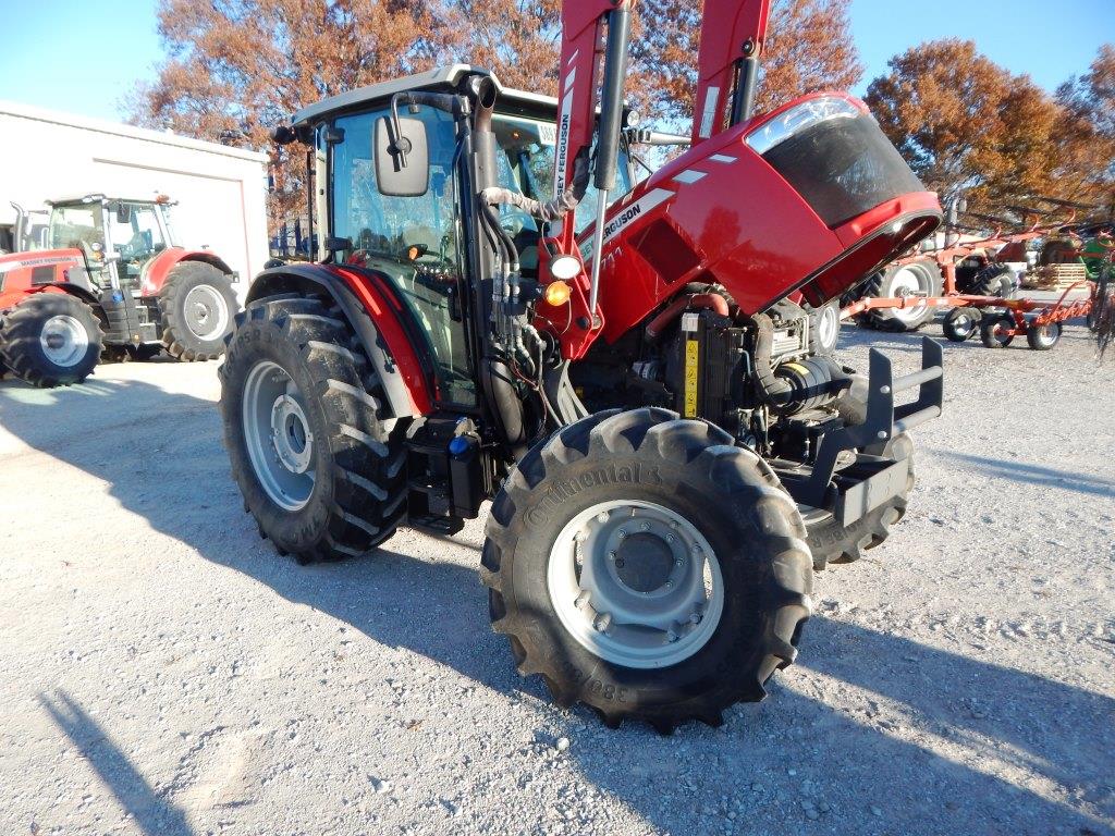 2017 Massey Ferguson 5711 Deluxe Global Series Tractor