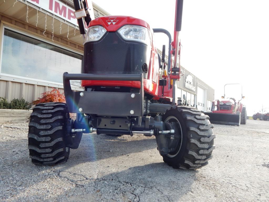 2023 Massey Ferguson GC1725M Hydro Tractor