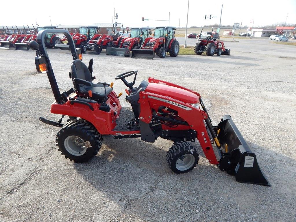 2023 Massey Ferguson GC1725M Hydro Tractor