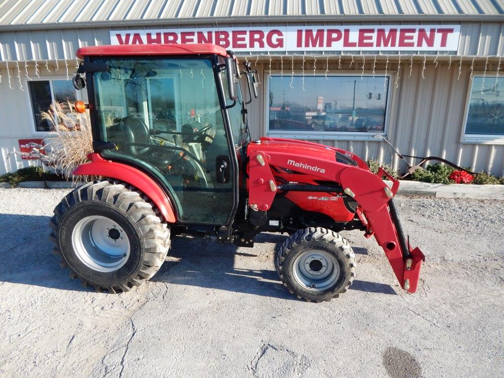 2014 Mahindra 1538 Tractor