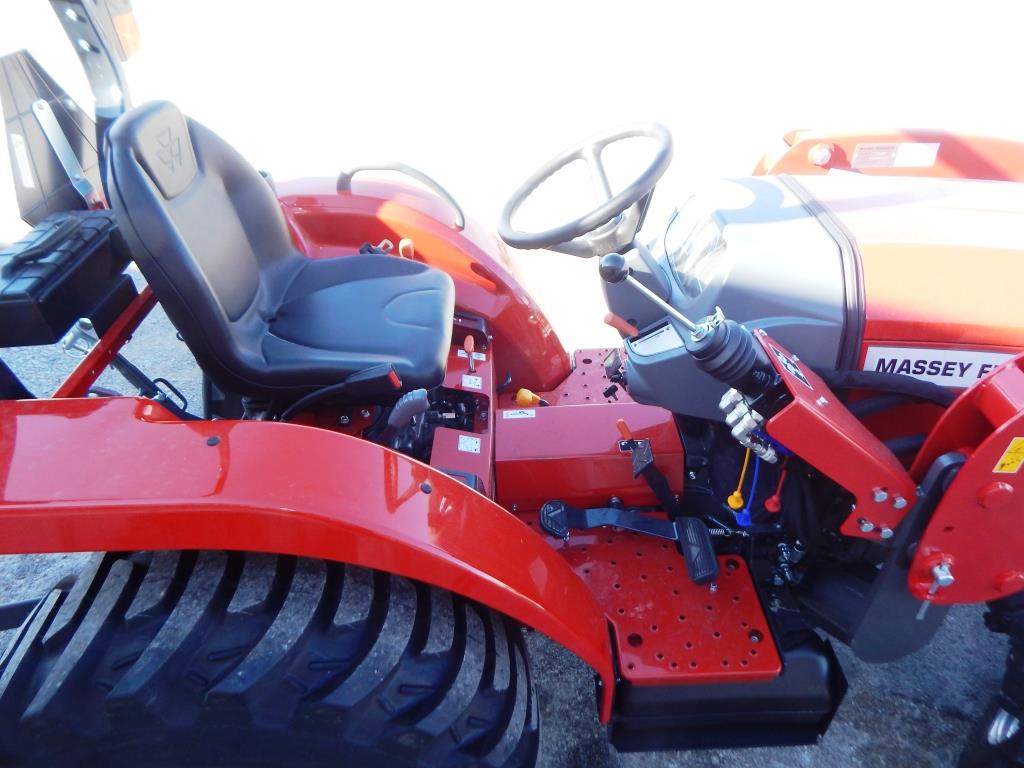 2023 Massey Ferguson 1825E HYDRO Tractor