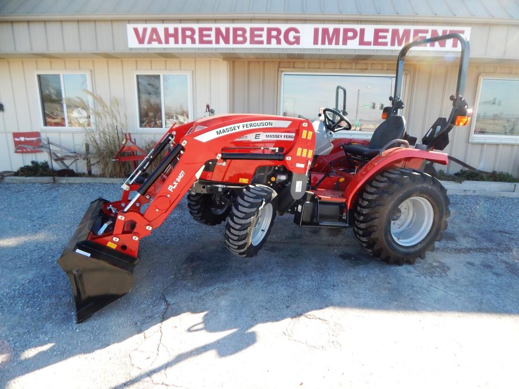 2023 Massey Ferguson 1825E HYDRO Tractor