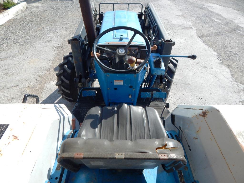 1996 New Holland 2120 Tractor
