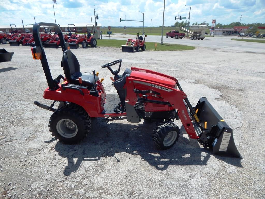 2024 Massey Ferguson GC1723E Hydro Tractor