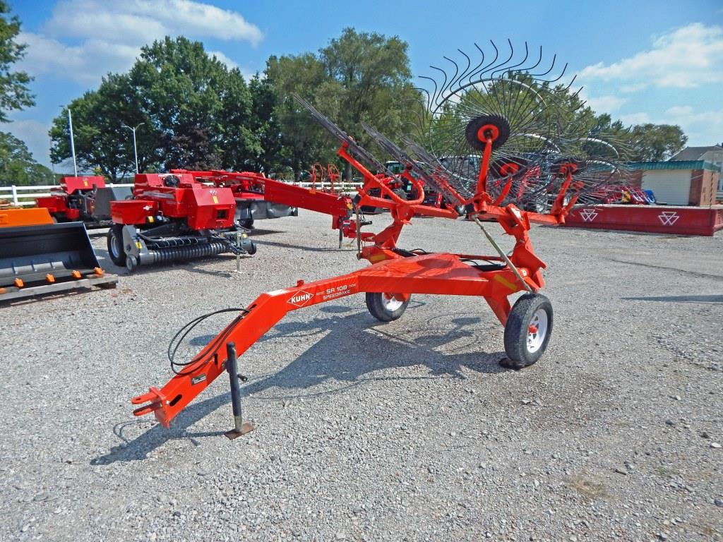 2017 Kuhn SR108 Rake/Wheel