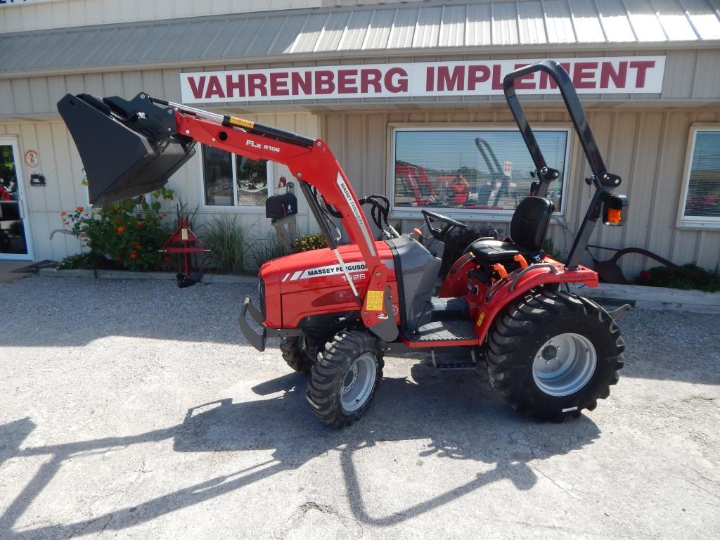 2024 Massey Ferguson 1526 Hydro Tractor