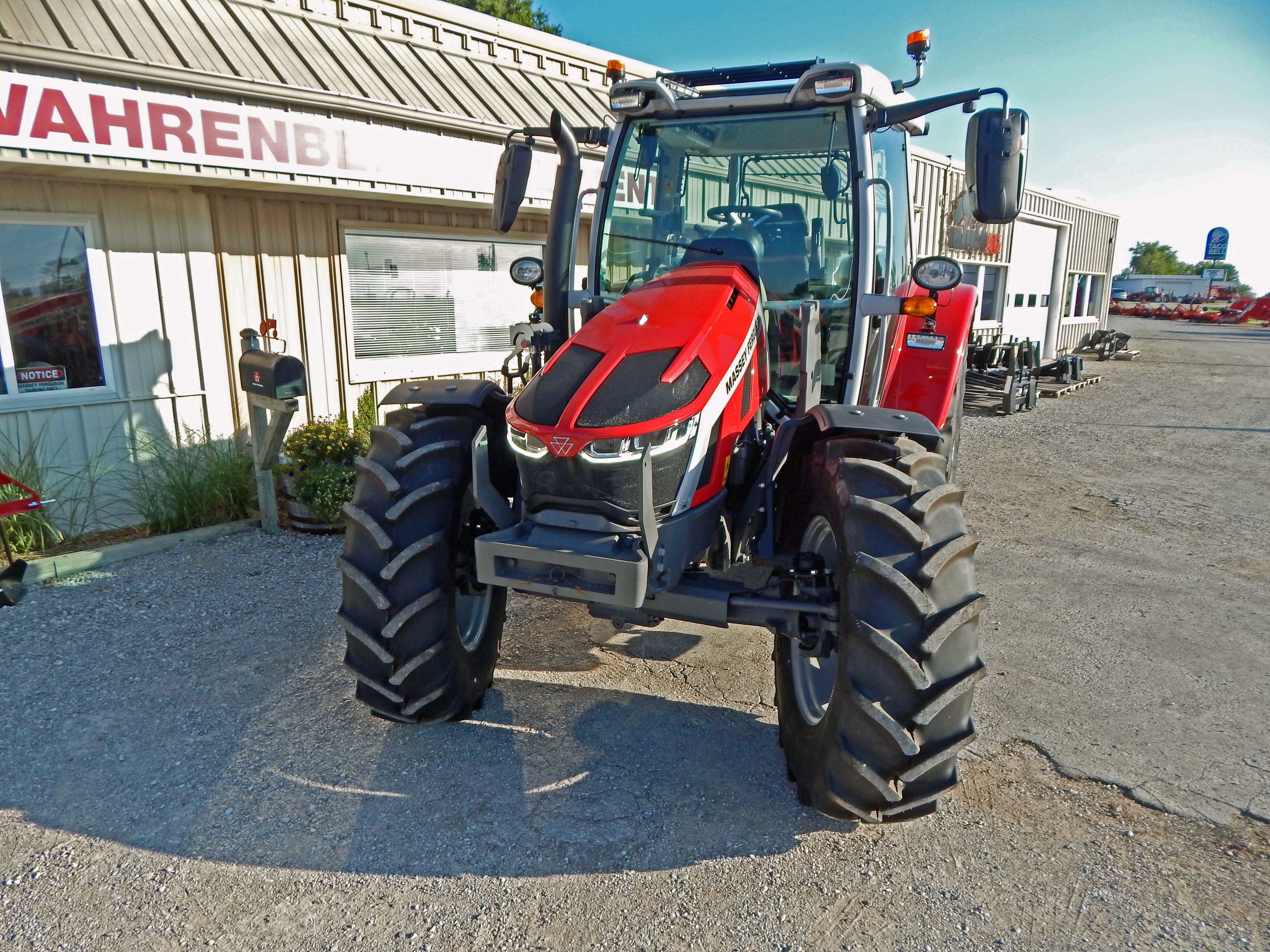 2024 Massey Ferguson 5S.145 Deluxe Dyna6 Tractor