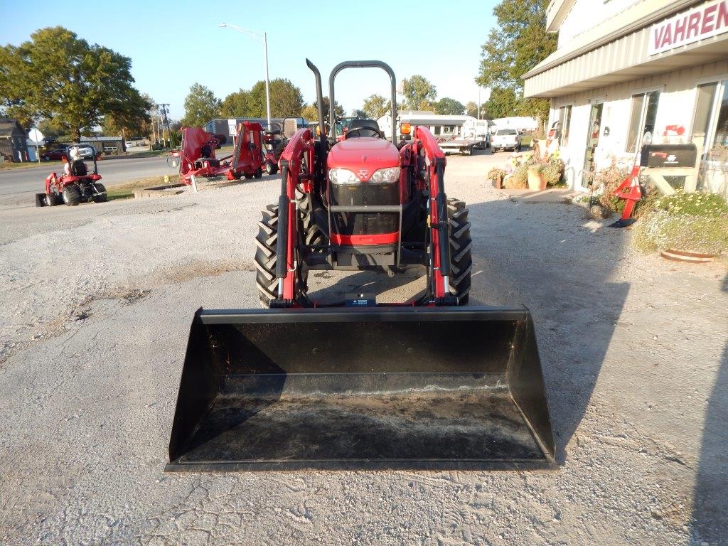 2021 Massey Ferguson 2607H SynchroShuttle Tractor